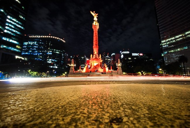 angel-de-la-independencia-in-mexico-city-at-night-2023-11-27-05-22-54-utc